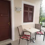 Daglas Seaside شقة نيدري